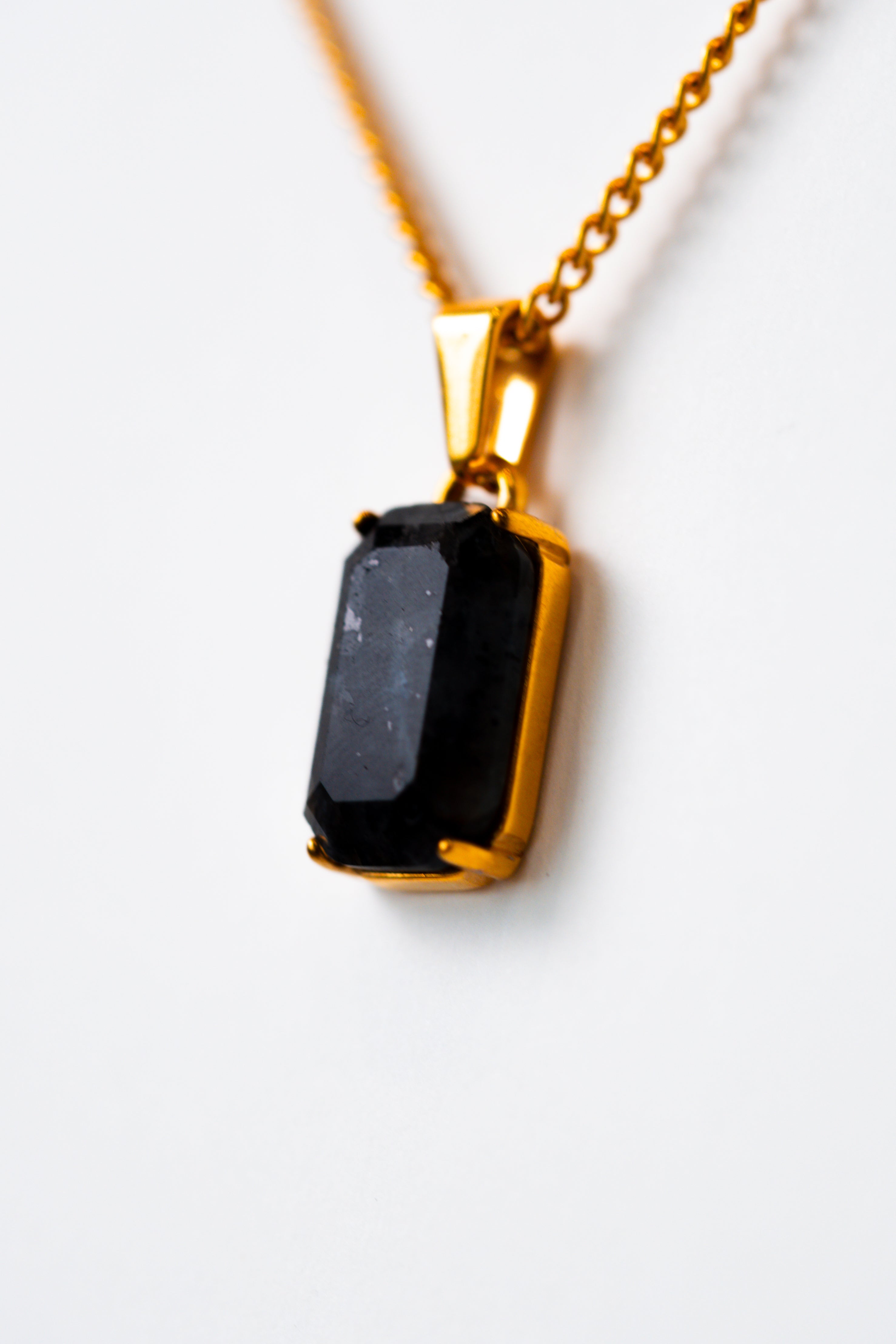 Spectrolite Pendant