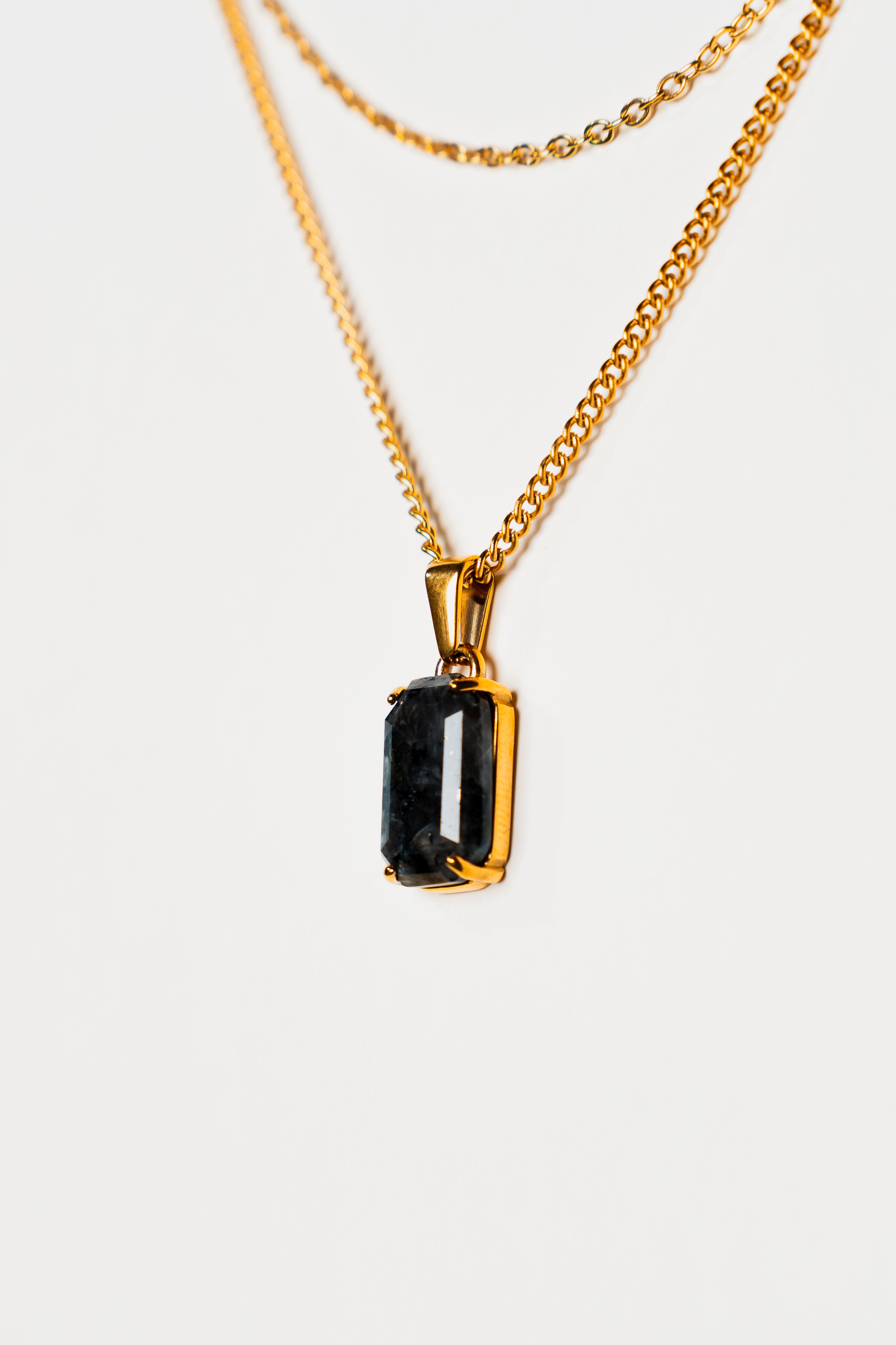 Spectrolite Pendant - Gold