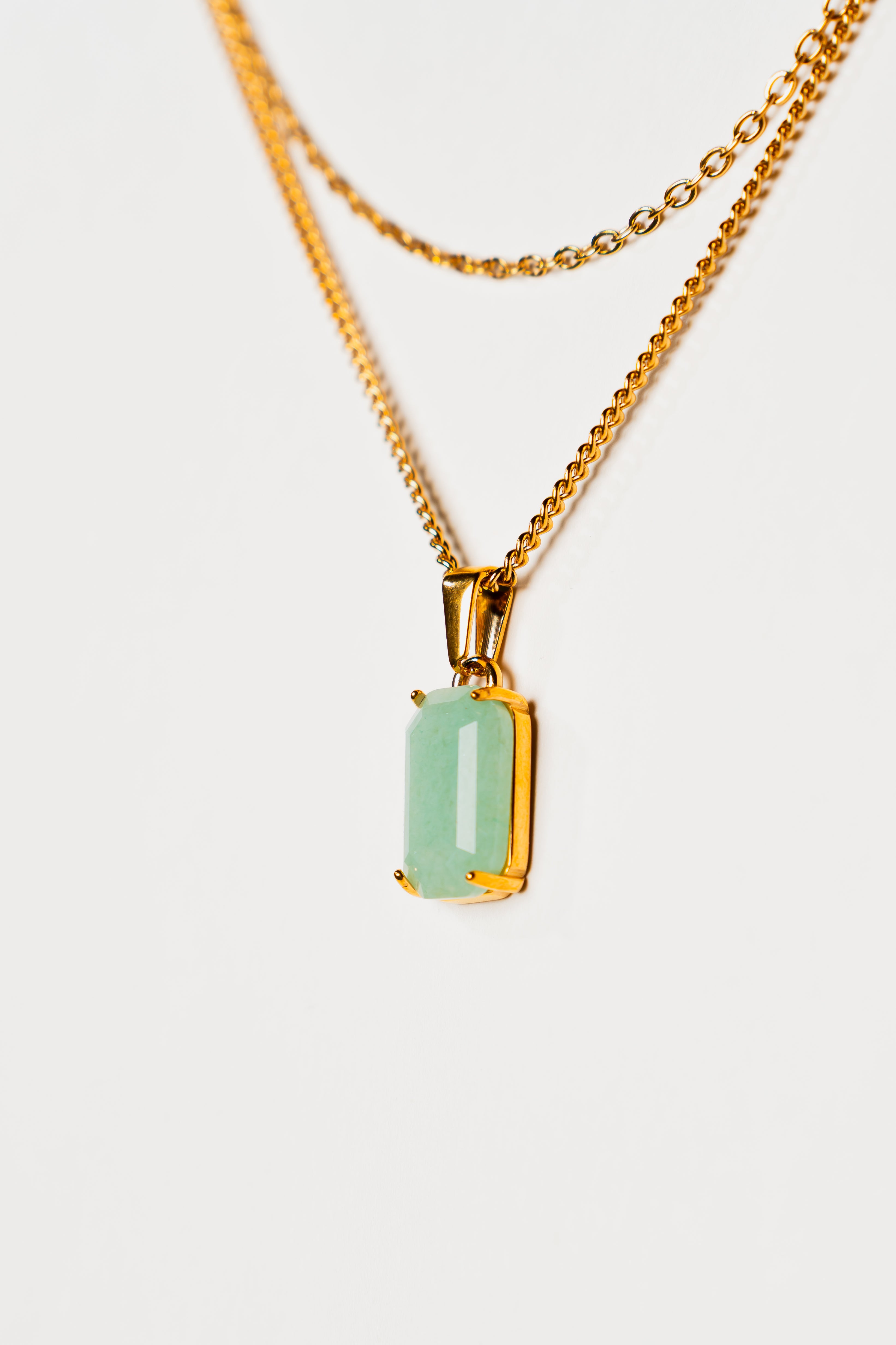 Aventurine Pendant - Gold