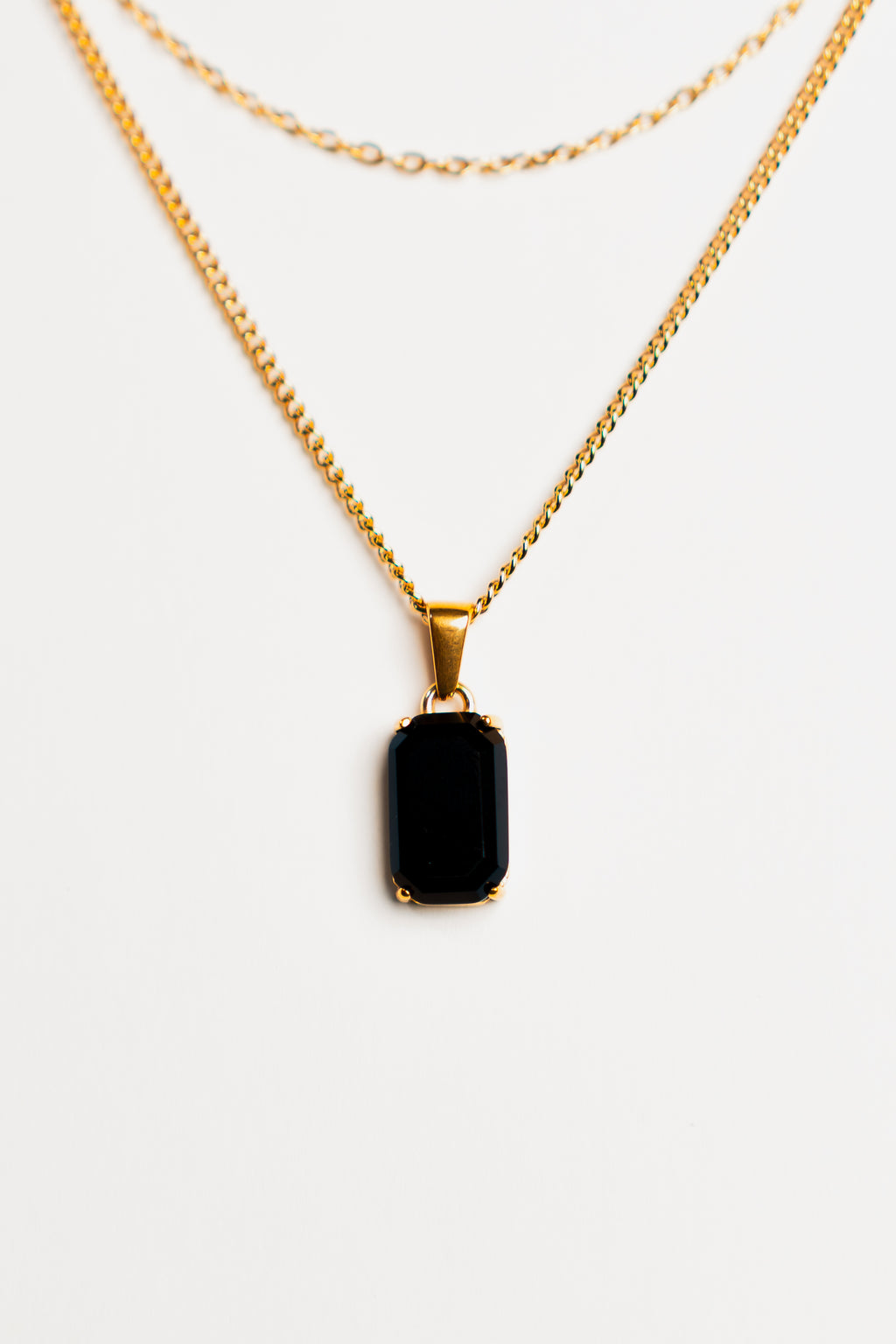 Onyx Pendant - Gold